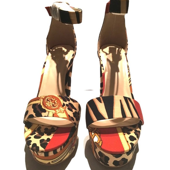 Rihanna 2 Leopard Exotic Platform Sandals - Picture 8 of 9